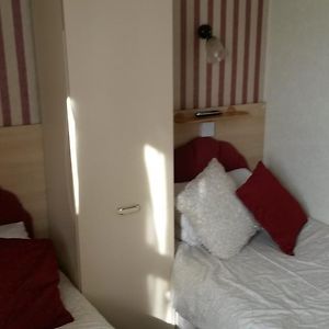 Single ensuite